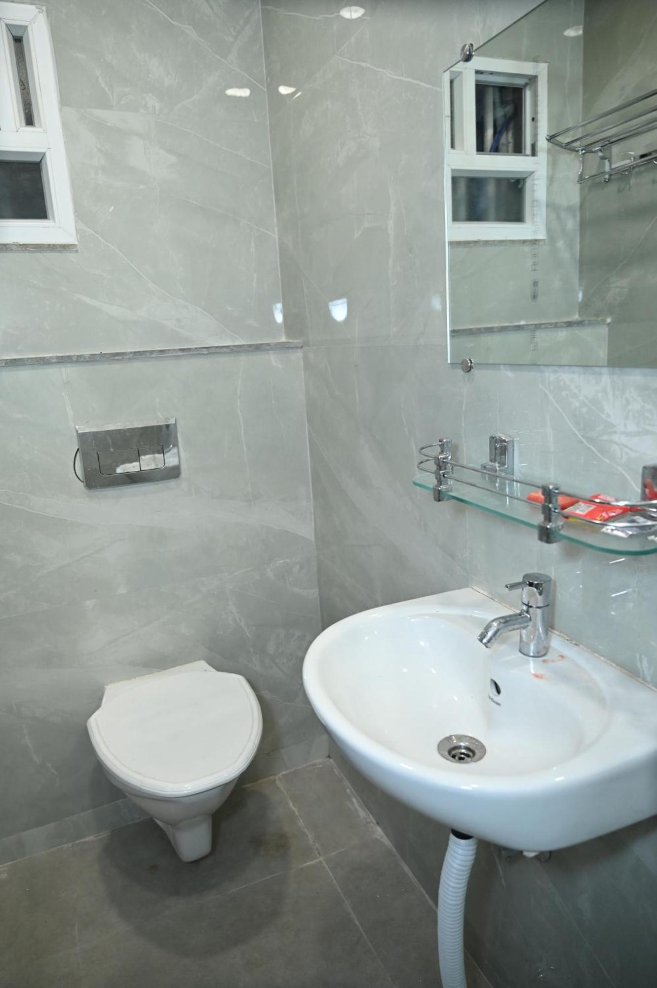 Hotel Royal Radiant 란치 외부 사진